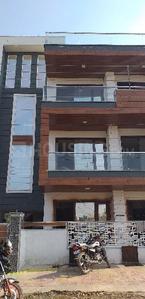 4 BHK Independent Floor