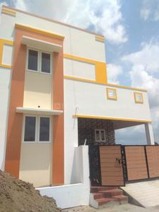 Gallery Cover Image of 900 Sq.ft 2 BHK Independent House for buy in Anakaputhur for 4200000