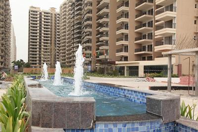 Gallery Cover Image of 1300 Sq.ft 3 BHK Apartment for buy in Omicron I Greater Noida for 4400000