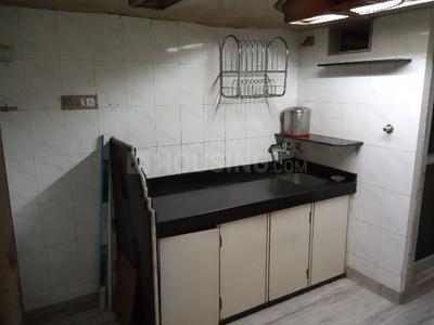 Gallery Cover Image of 280 Sq.ft 1 RK Apartment for rent in Dadar East for 19000