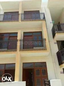 Gallery Cover Image of 540 Sq.ft 1 BHK Apartment for buy in Sector 33 for 900000