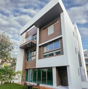 5 BHK विला