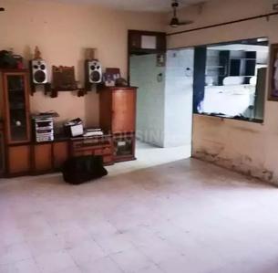 Gallery Cover Image of 1250 Sq.ft 2 BHK Apartment for buy in R.M.Park for 2300000