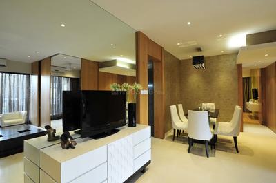 Gallery Cover Image of 1050 Sq.ft 3 BHK Apartment for buy in Malad West for 29000000