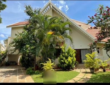 5 BHK Villa