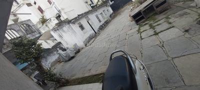 Gallery Cover Image of 1350 Sq.ft 1 BHK Independent House for buy in Chilakalguda for 15000000