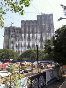 Gallery Cover Image of 750 Sq.ft 1.5 BHK Apartment for buy in Kanjurmarg West for 11700000