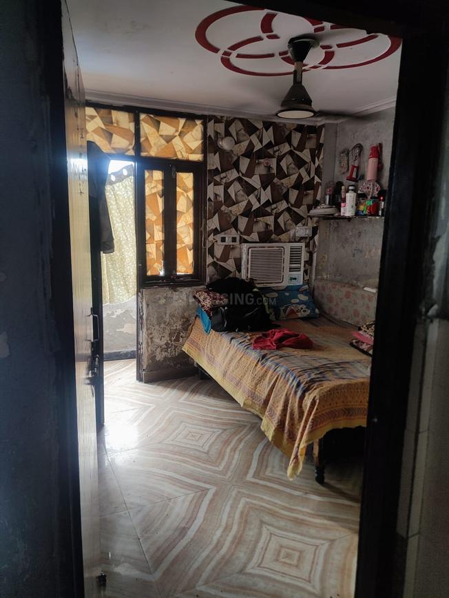 BHK Flats in Yamuna Vihar, New Delhi 5+ BHK Flats for sale