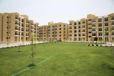 Gallery Cover Image of 703 Sq.ft 1 BHK Apartment for buy in VBHC Greenwoods, Nandore for 1830000