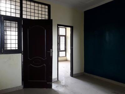 Gallery Cover Image of 800 Sq.ft 2 BHK Independent Floor for buy in Sector 49 for 3000000