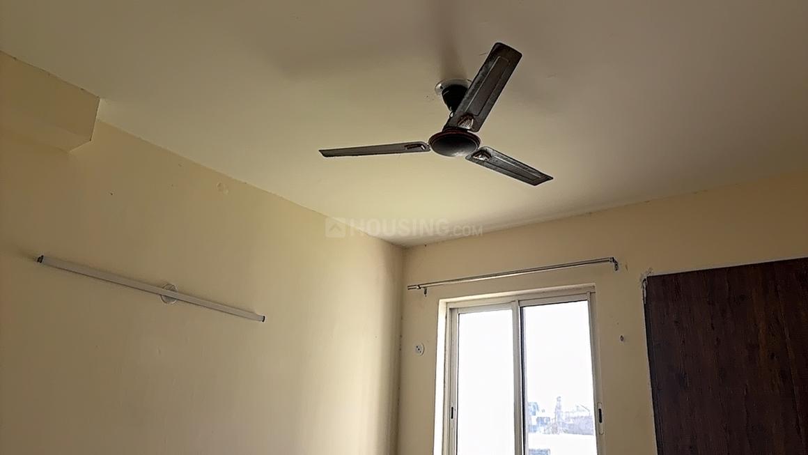 Jaypee Kensington Park Apartments - Image 6