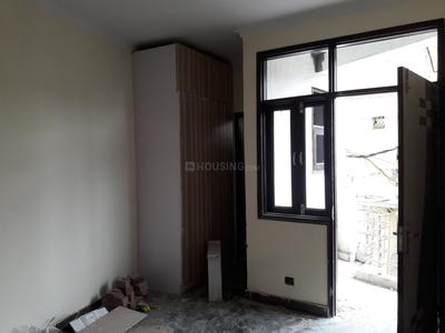 Gallery Cover Image of 850 Sq.ft 3 BHK Apartment for rent in Pul Prahlad Pur for 22000