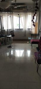 Gallery Cover Image of 650 Sq.ft 2 BHK Apartment for buy in Dadar West for 21000000