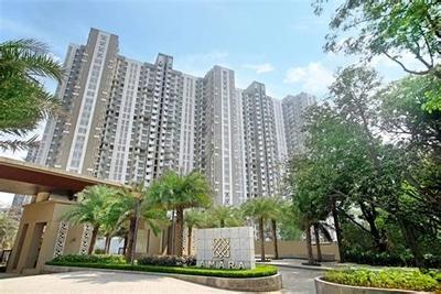 Gallery Cover Image of 700 Sq.ft 1 BHK Apartment for buy in Lodha Amara Tower 26 27 28 30 34 35, Thane West for 7300000