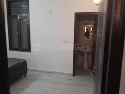 Gallery Cover Image of 750 Sq.ft 2 BHK Independent Floor for buy in Sangam Vihar for 2350000