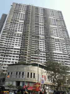 Gallery Cover Image of 1860 Sq.ft 3 BHK Apartment for buy in Malad East for 36000000