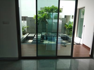 Gallery Cover Image of 3900 Sq.ft 5 BHK Villa for buy in EIPL La Paloma Villas, Mokila for 27100000