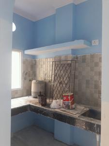 Gallery Cover Image of 480 Sq.ft 1 BHK Apartment for rent in Aya Nagar for 8000