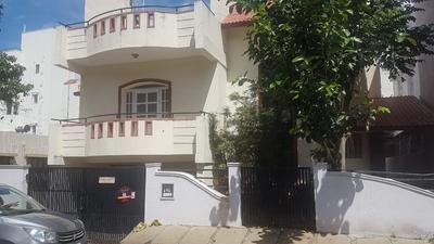 Gallery Cover Image of 4500 Sq.ft 5 BHK Independent House for buy in HBR Layout for 32400000