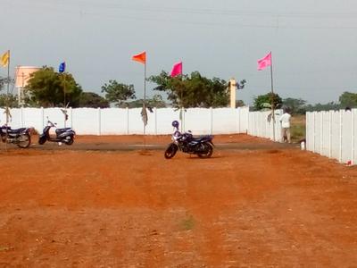 Gallery Cover Image of Sq.ft Residential Plot for buy in Vellalore for 690000