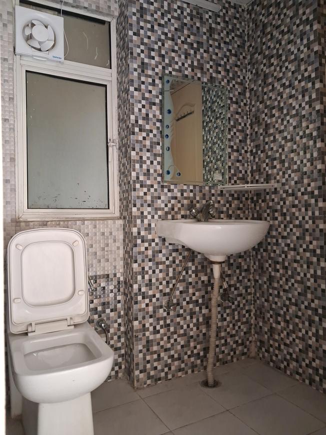 Maxblis Grand Kingston - Image 10