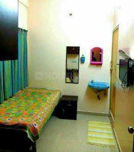 Bedroom Image of Evergreen PG For Girls in Adugodi