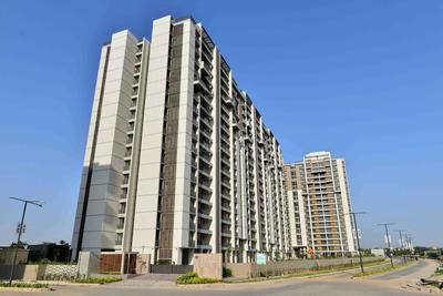 Gallery Cover Image of 1876 Sq.ft 3 BHK Apartment for buy in Shela for 8500000