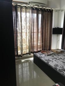 Gallery Cover Image of 615 Sq.ft 1 BHK Apartment for buy in Kandivali East for 11200000