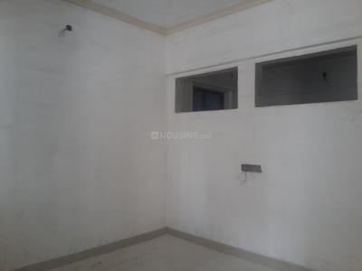 Gallery Cover Image of 535 Sq.ft 1 BHK Apartment for buy in Prabhadevi for 15500000