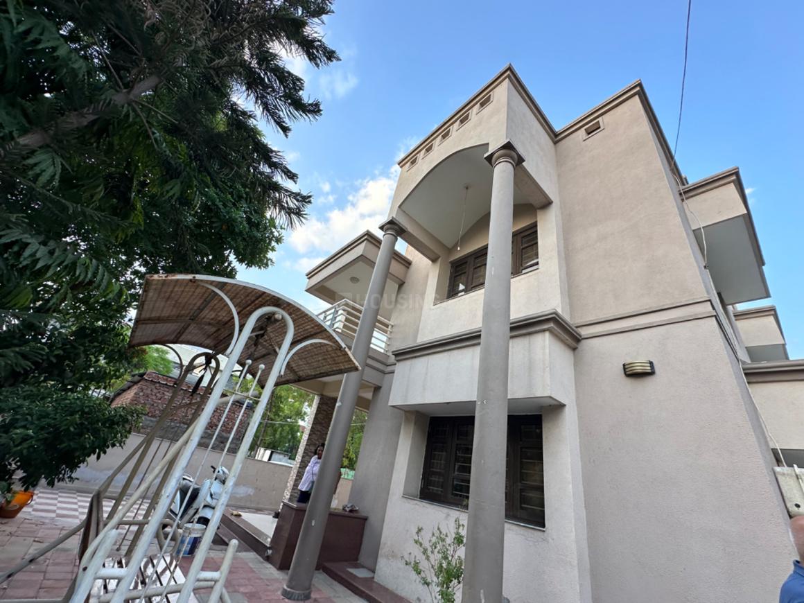 98 Ready to Move House for sale in SP ring road west Ahmedabad 