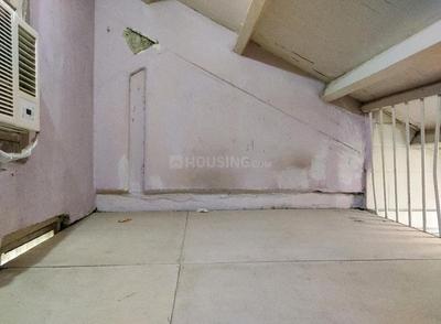 Gallery Cover Image of 150 Sq.ft Studio Apartment for buy in Bhuleshwar for 3000000