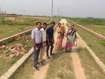 Gallery Cover Image of Sq.ft Residential Plot for buy in Krishna Nagar for 200000