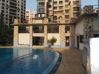 Gallery Cover Image of 2100 Sq.ft 3 BHK Apartment for buy in Seawoods for 38000000