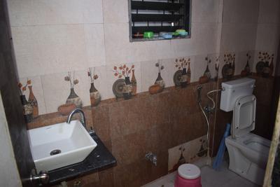 Bathroom Image of Thepg in Kopar Khairane
