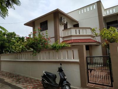 राधानपुर रोड में 25000 किराया के लिए 3500 Sq.ft 3 BHK विला के गैलरी कवर की तस्वीर