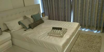 Gallery Cover Image of 1206 Sq.ft 3 BHK Apartment for buy in Kandivali West for 24500000
