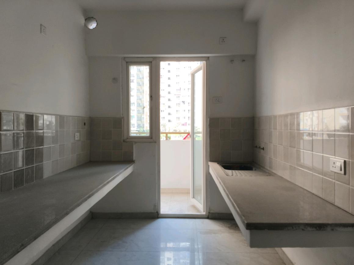 Nirala Estate II - Image 9