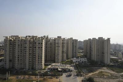 Gallery Cover Image of 1646 Sq.ft 3 BHK Apartment for buy in Sector 86 for 5700000