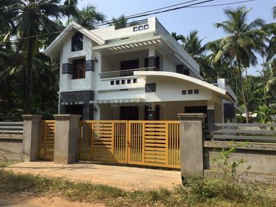 5 BHK Independent House