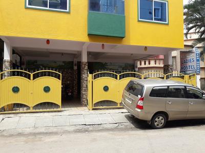 Building Image of Ms Square PG in Mathikere