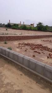 Gallery Cover Image of Sq.ft Residential Plot for buy in Allahabad Fort for 500000