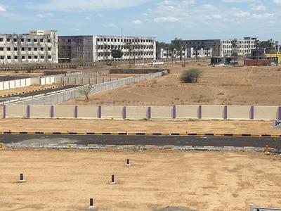 Gallery Cover Image of Sq.ft Residential Plot for buy in Oragadam for 1300000