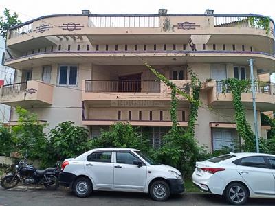 Gallery Cover Image of 3023 Sq.ft 6 BHK Independent House for buy in Salt Lake City for 50000000