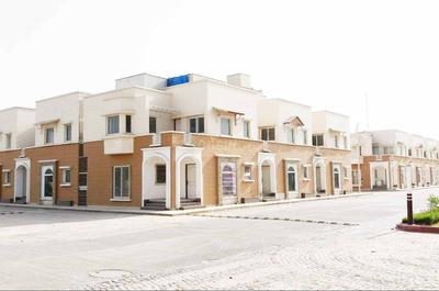 Gallery Cover Image of 900 Sq.ft 2 BHK Apartment for buy in Goda Vihar for 2955000