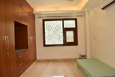 Gallery Cover Image of 1500 Sq.ft 1 BHK Independent Floor for rent in Chittaranjan Park for 32000