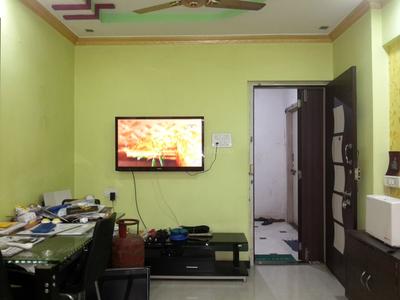 Gallery Cover Image of 671 Sq.ft 1.5 BHK Apartment for buy in Kalwa for 6500000