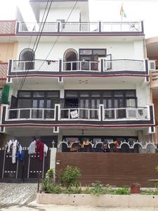 मयूर विहार में सोनू पीजी में बिल्डिंग की तस्वीर