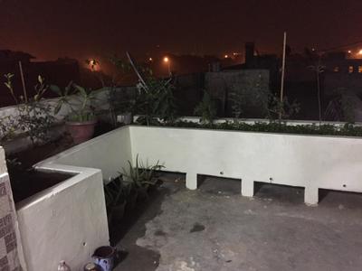Gallery Cover Image of 600 Sq.ft 1 BHK Independent House for buy in Naya Ganj for 2500000