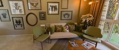 Gallery Cover Image of 880 Sq.ft 2 BHK Apartment for rent in Wadhwa Atmosphere Phase 1, Mulund West for 39000