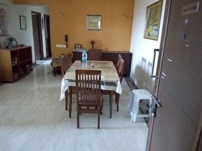 Gallery Cover Image of 1150 Sq.ft 2 BHK Apartment for buy in Malad West for 17000000